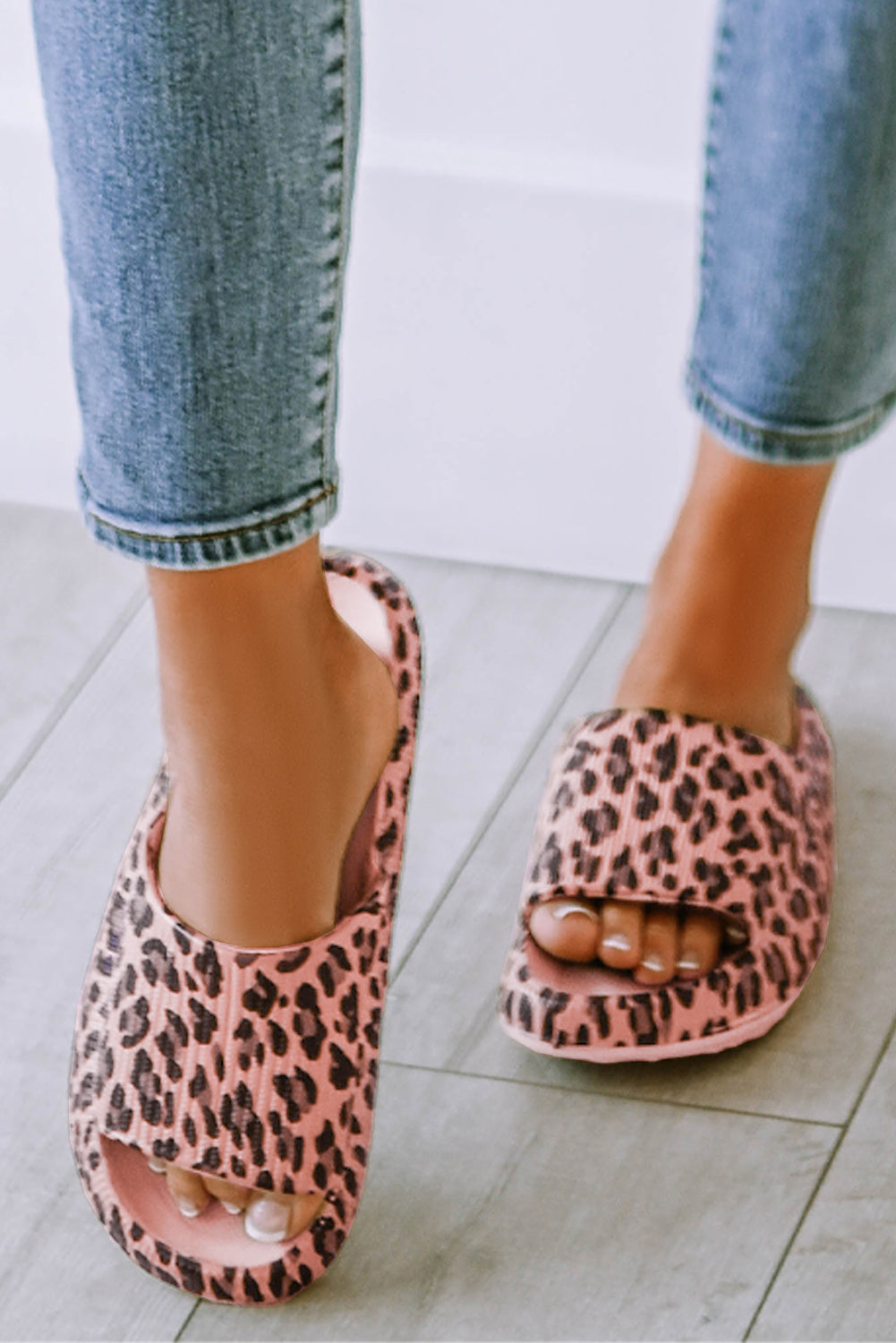 Pink Leopard Print Thick Sole Slip On Slippers - Incognito Sunglasses