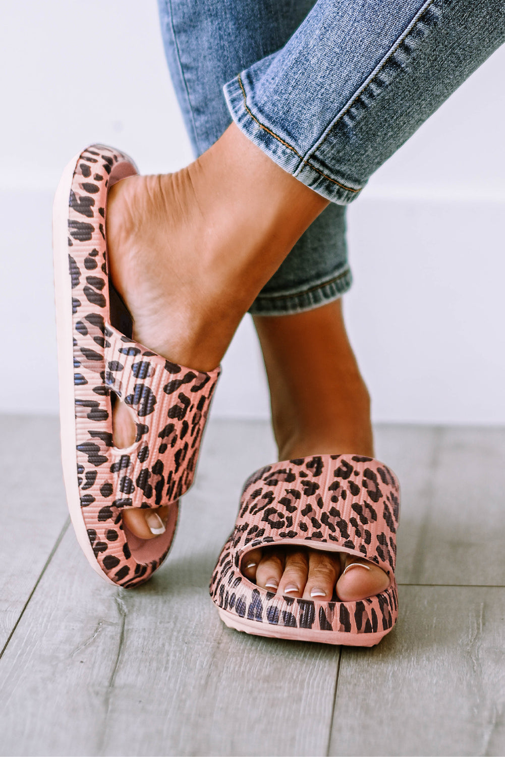 Pink Leopard Print Thick Sole Slip On Slippers - Incognito Sunglasses